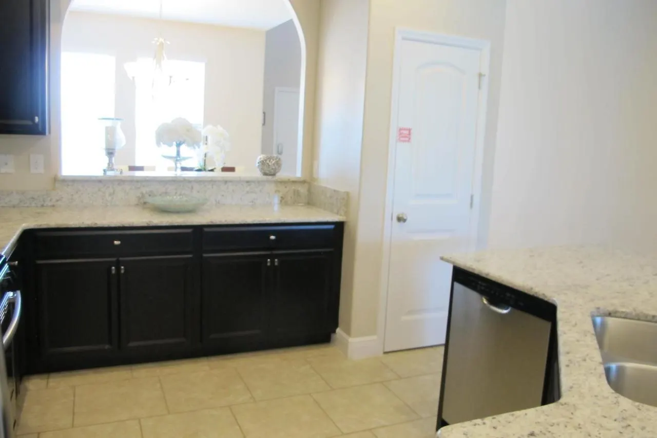 Solterra 5156 Villa Davenport 0*,